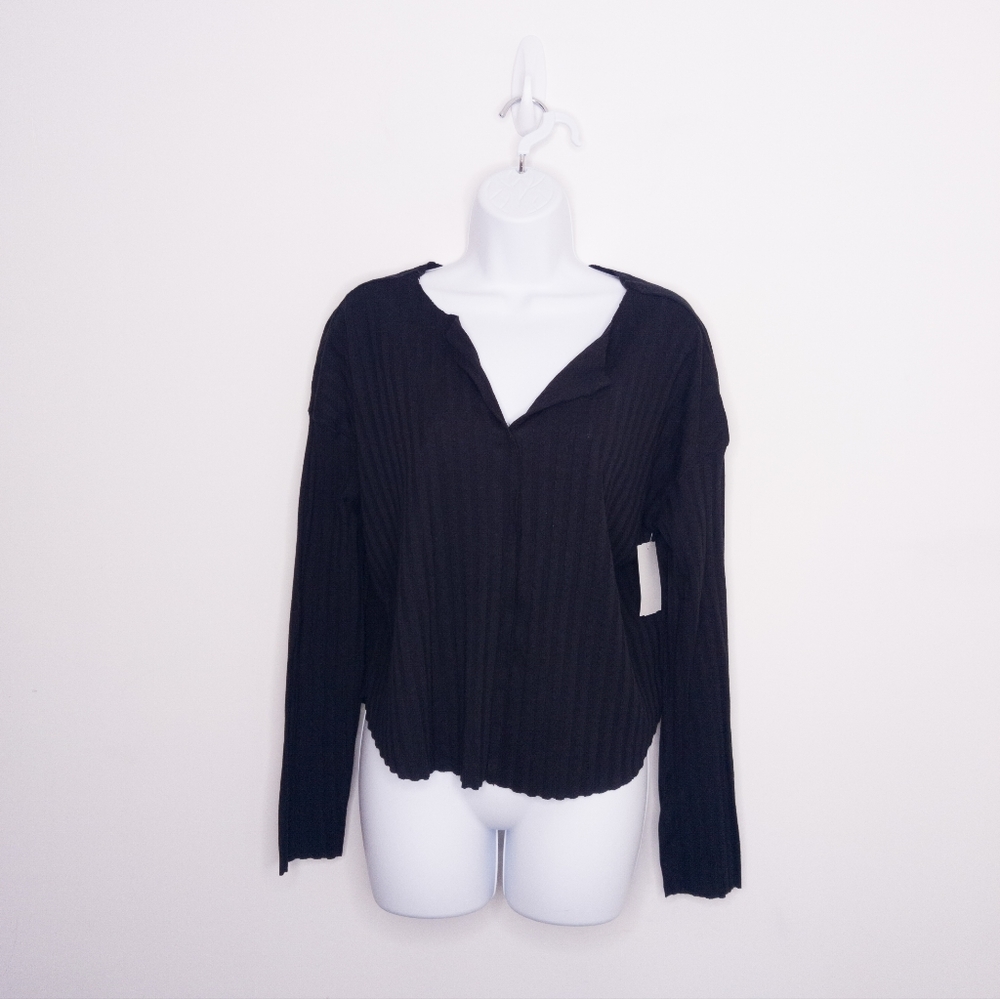 BP Women's Ribbed Shirt Black Size Large NWT Split Neck Long Sleeve Top